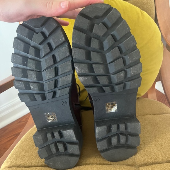 Brown/Burgundy Combat Boots - size 10 - Picture 5 of 5